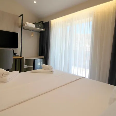 Ξενοδοχείο Niklas Boutique 4*